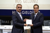 Sivas Cumhuriyet Üniversitesi ile Sivas Ticaret ve Sanayi Odası ortaklığında “Sivas Sanayi Zirvesi” programı düzenlendi.
