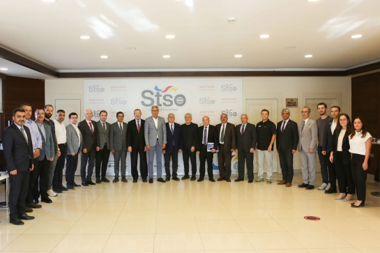 Sivas Ticaret ve Sanayi Odasi Ev Sahipliginde ve ORAN Kalkinma Ajansi Is Birligi ile Sivas Için Belirlenen Öncelikli Sektörler Üzerine Genis Katilimli Bir Toplanti Düzenlendi.